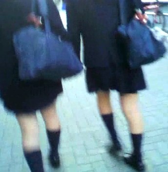 制服ハイソックス学校帰りの女の子2人組【ストーキング動画】街撮り編 119