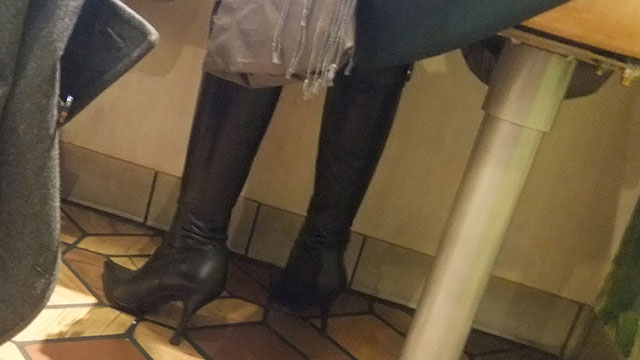 【完全フェチ目線】いつまでも眺めていたい…ドエロ黒皮ピンヒールブーツ