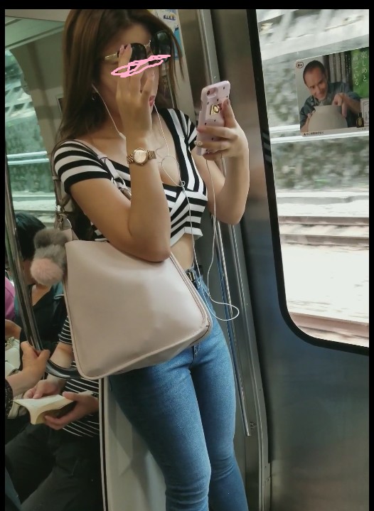 電車で視●されていた巨乳女子大生２