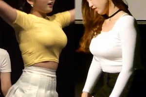 ■FHD8分JD文化祭56と57セット 乳揺れ巨乳ちゃん