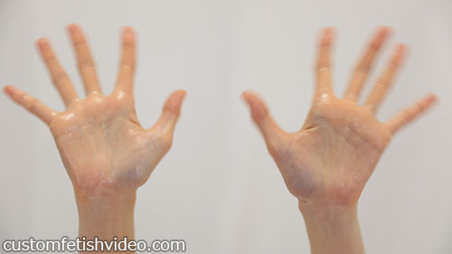 女性の手フェチ　くすぐる手の指の動きf864