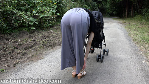 パンツフェチ動画　女性の私服と下着f841