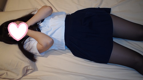 美少女18歳!汚れを知らない現役女子大生⑤(私服+制服で黒ストッキング)最終章