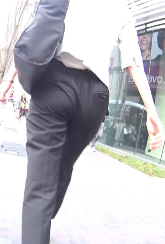 パンツスタイル woman45