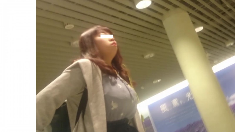 【乳テント】60-1 ギッシリつまった爆乳ちゃん 其の1