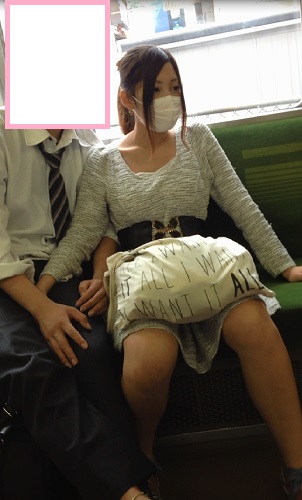 【ガチ】電車内でち●こ触らされる私服JK