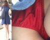 [★新作]パンチラ盗撮 モデル系女子 派手な赤パンツを超接近撮影