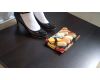 4-3　The maid tramples sushi and cream croquette with high heels.