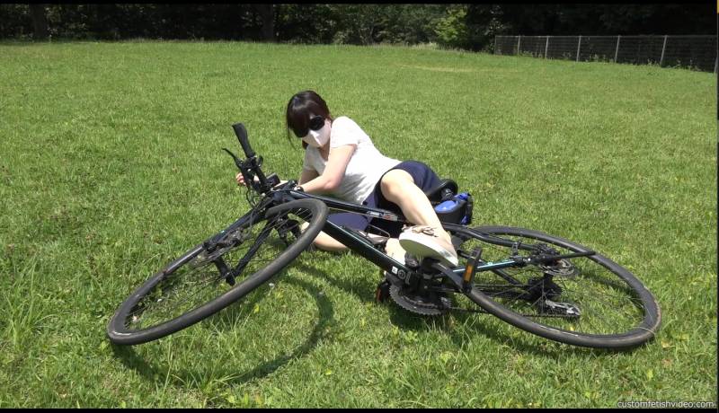 Gcolle 自転車のフェチな着エロ f794.mp4 990725