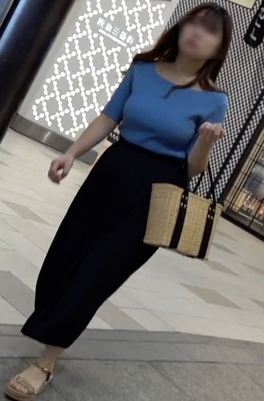 溢れ爆ボインすぎる豪乳モデルな美人すぎるお姉様の降臨乳！