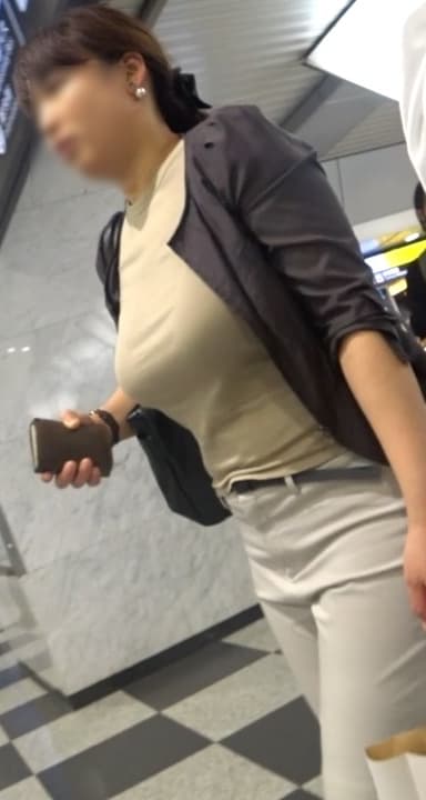 Thumbnail of post image 083