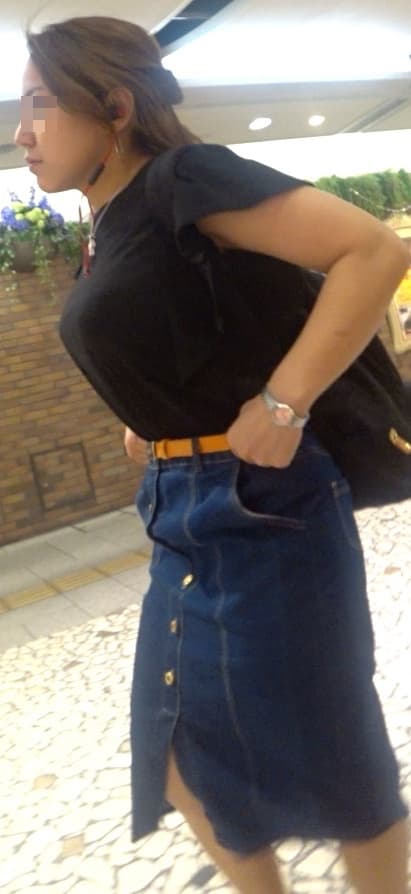 Gcolle ロケットHカップがぶるんぶるんな美女！ gensen330.mp4 994100