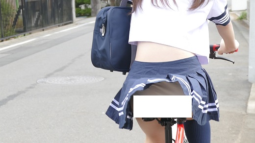 自転車パンチラ訳してチャリチラ！高画質編　?2 gallery photo 3