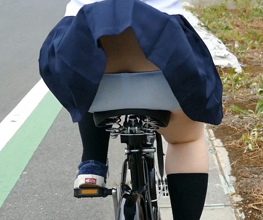 自転車パンチラ訳してチャリチラ！高画質編　?25 gallery photo 3