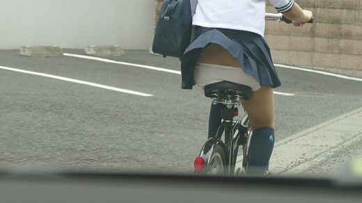 自転車パンチラ訳してチャリチラ！高画質編　?1 gallery photo 3