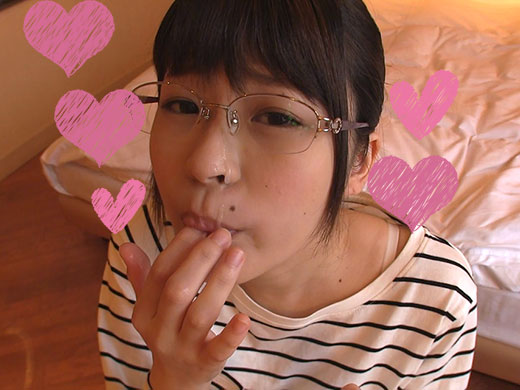 【素人】とにかく舐めたがる変態オタク女子に大量顔射 【素人】とにかく舐めたがる変態オタク女子に大量顔射