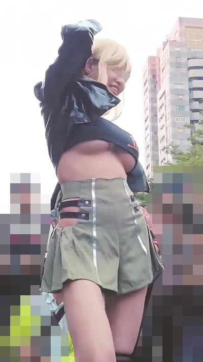 ローアングルコスプレイヤー923