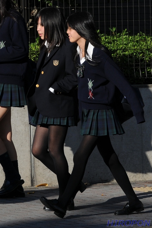 Schoolgirl Lesbian Strapon