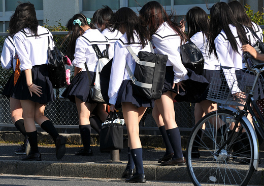 HIROPON街撮り 制服ミニスカ 