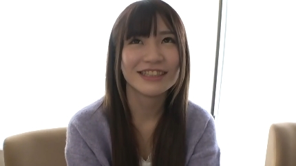 Gcolle 色白美乳の20歳専門生が半年ぶりのエッチで膣奥を突かれ顔を歪ませて喘ぎまくる jd_ha_a20_serina_nt11141314ss.mp4 979033