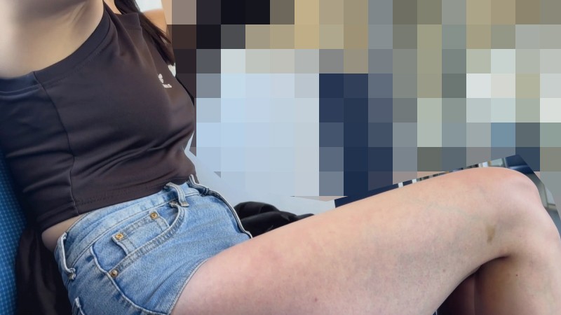 Gcolle もはや裸…ご自慢のエッグい脚を公然と露出してしまうど変態JDを至近距離で楽しむ 992389