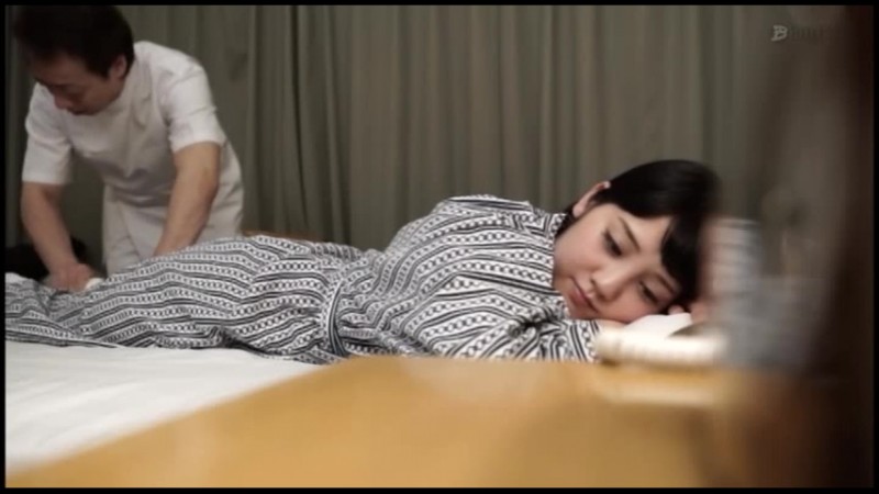 Gcolle 【ブリット】新人の美熟女マッサージ師が若い客の勃起姿に戸惑って淫行してしまっている動画 #009 EQ-454-09 EQ_454_09.mp4 991372