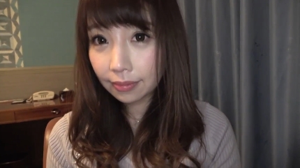 Gcolle 真面目で清楚な26歳塾の受付嬢が初ハメ撮りで激しくピストンされて喘ぎまくる shi_ha_a26_yuko_nt10161519ss.mp4 952617