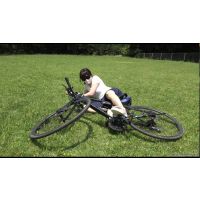 自転車のフェチな着エロ 