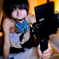 『顔出しボーイシュを口枷して涎プレイ虐め!!危険日に外出ししたのに中に入れて手マン』