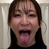 【舌フェチベロフェチ】足立友梨のエロ長い舌と口内をじっくり観察 