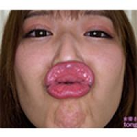 【タコチュー】ひなのエロ〜い唇でタコチュ―見せつけ&チンキス&主観タコチュ―キス!【唇フェチ】