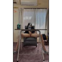 仕事中にパンツ嗅ぎながらオナニーするOL