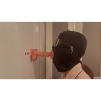 キツツキフェラをする素人女 