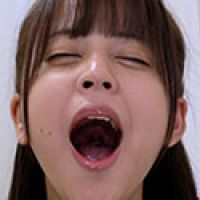 顔面崩壊!かわいい夕美しおんちゃんのあくび接写!!