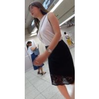 スーパーモデル級美女！超揺らす爆乳Gカップをパイスラッシュで刺激的アピールな超美人お姉様！ 