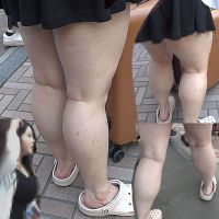 ふくらはぎシリーズ��5 色白美人のはち切れんばかりの最高に太いふくらはぎを撮影したよ!