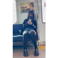 JD撮影日記50 初登場!!地雷系の激カワミニスカデニムJDを電車内で撮影【※完全主観35分超撮影】