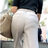 《ほぼパーフェクト!?フェロモンたっぷりな肉感グラマー体型の美人OL》