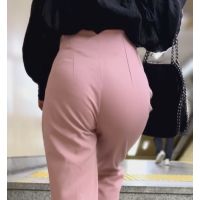 《やはりこのパンツは最強だ!美人で美スタイルという最高なモデル》