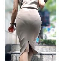 《エロカッコいい!色褪せない美BODYのキャリアウーマン》