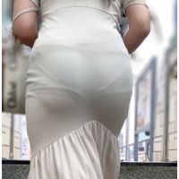 《W見せがエッロ!!!丸見え感がレベチな極上美女のマーメイドワンピドレス》