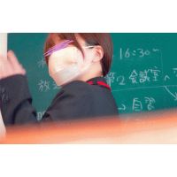 40激かわ教育実習生の黒ストパンチラ、休み時間のローアングル多数 