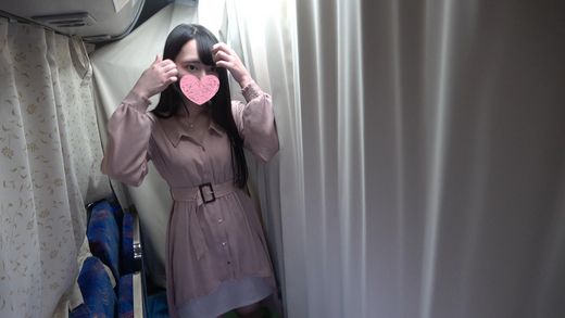 レントゲン車　検診　更衣室　着替え　盗撮風【美人音大生♪】vol.8 gallery photo 3