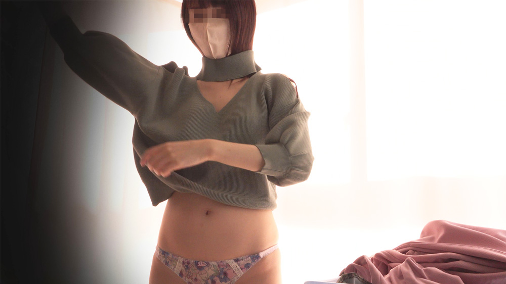 Gcolle 【検診】坂道系グループにいそうなレベルのお着替え 15.mp4 986243