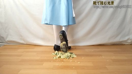 4-10　メイドさんは足でポテトサラダを作ってくれる gallery photo 1