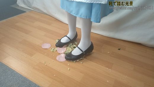 4-10　メイドさんは足でポテトサラダを作ってくれる gallery photo 3