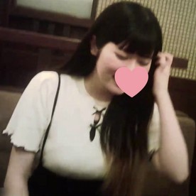 19歳ゲーマーな彼女と生中セックス&amp;#9825;えっち大好きなおじさん派の彼女と満足するまでハメ倒しました【前編】