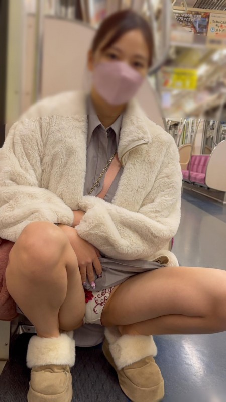 Gcolle JD撮影日記60　続・最強のパパ活女子が登場！！超激カワ最強美脚JDを電車内で撮影【※23分超撮影】 993460