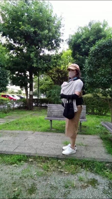 【女装】ベビーを抱っこしながら買い物途中にオナニー【育女装】