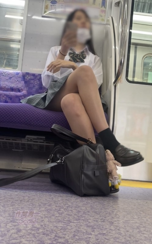 電車内正面隠し撮り